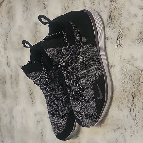 Nike KD11 Flyknit Basketball Shoes - Picture 1 of 15